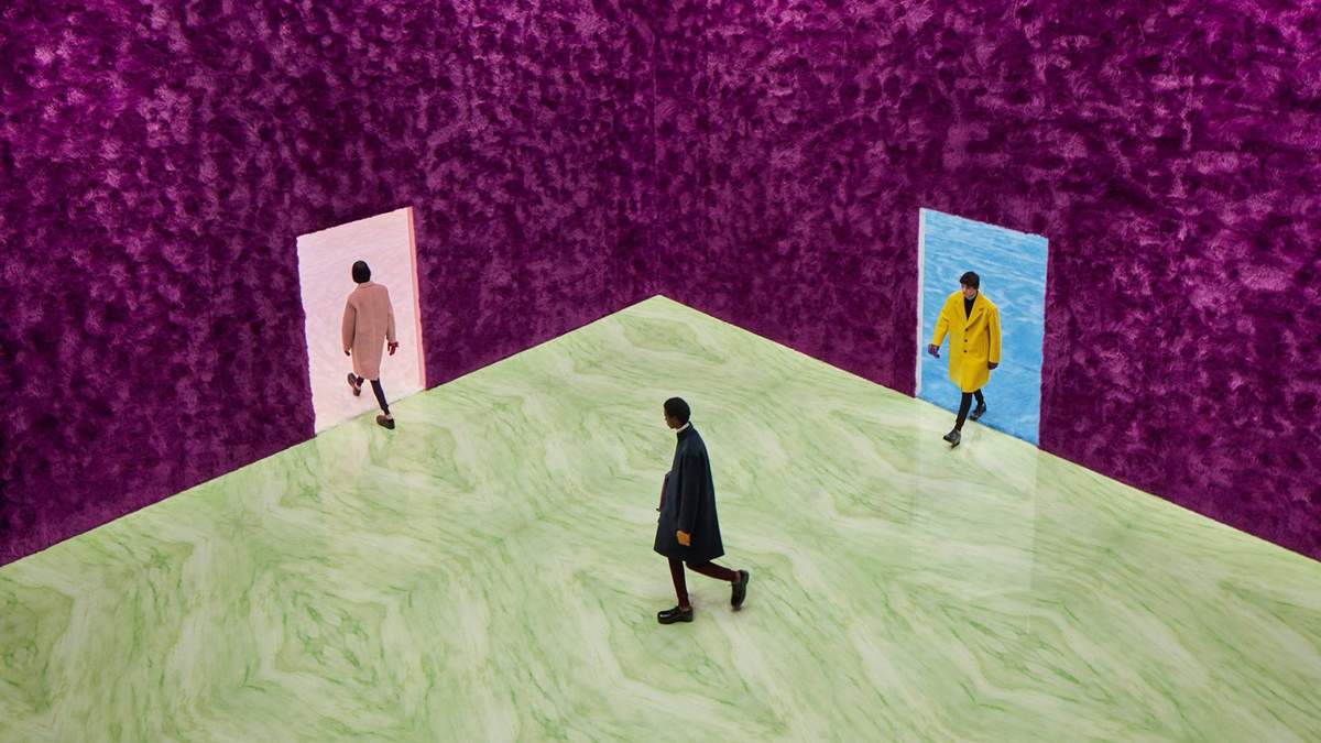 4 комнаты для Prada: дизайнер создал интерьер для модного показа 4 комнаты для Prada: дизайнер создал интерьер для модного показа
